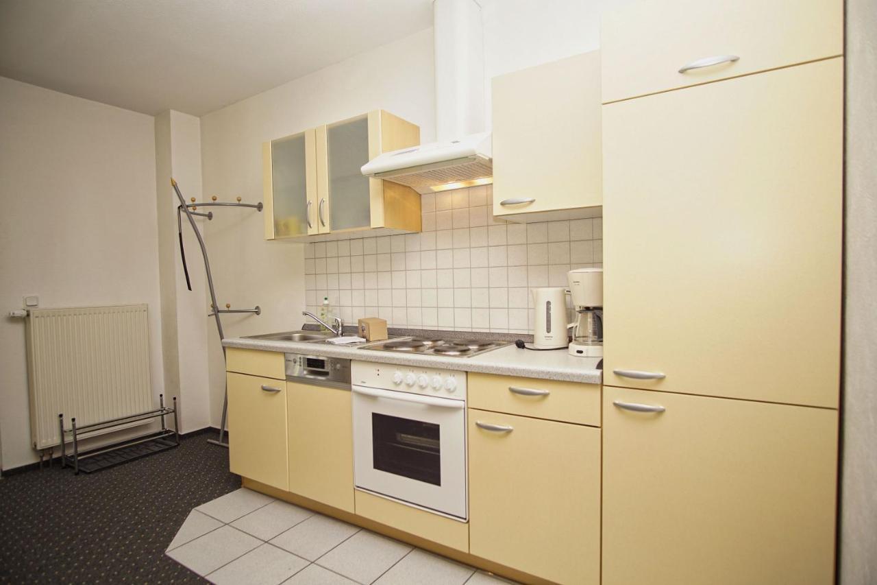 Nah Am Meer, Ruhige Lage, Gratis Nutzung Vom Ahoi Erlebnisbad Und Sauna In Sellin - Haus Inselblick Fewo 01 Goehren  Buitenkant foto