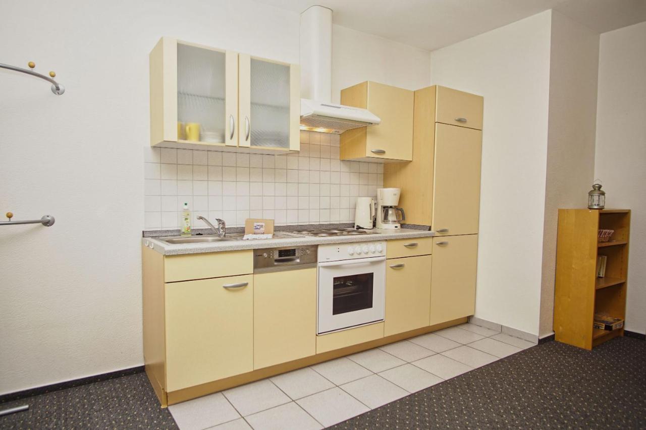 Nah Am Meer, Ruhige Lage, Gratis Nutzung Vom Ahoi Erlebnisbad Und Sauna In Sellin - Haus Inselblick Fewo 01 Goehren  Buitenkant foto